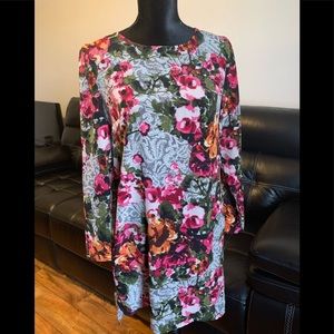 Excellent condition WAYF dress size S